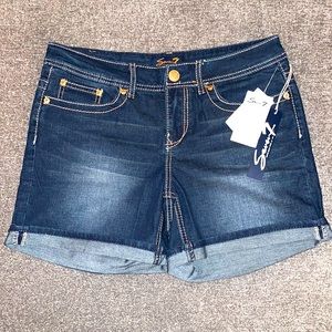 Seven 7 Shorts